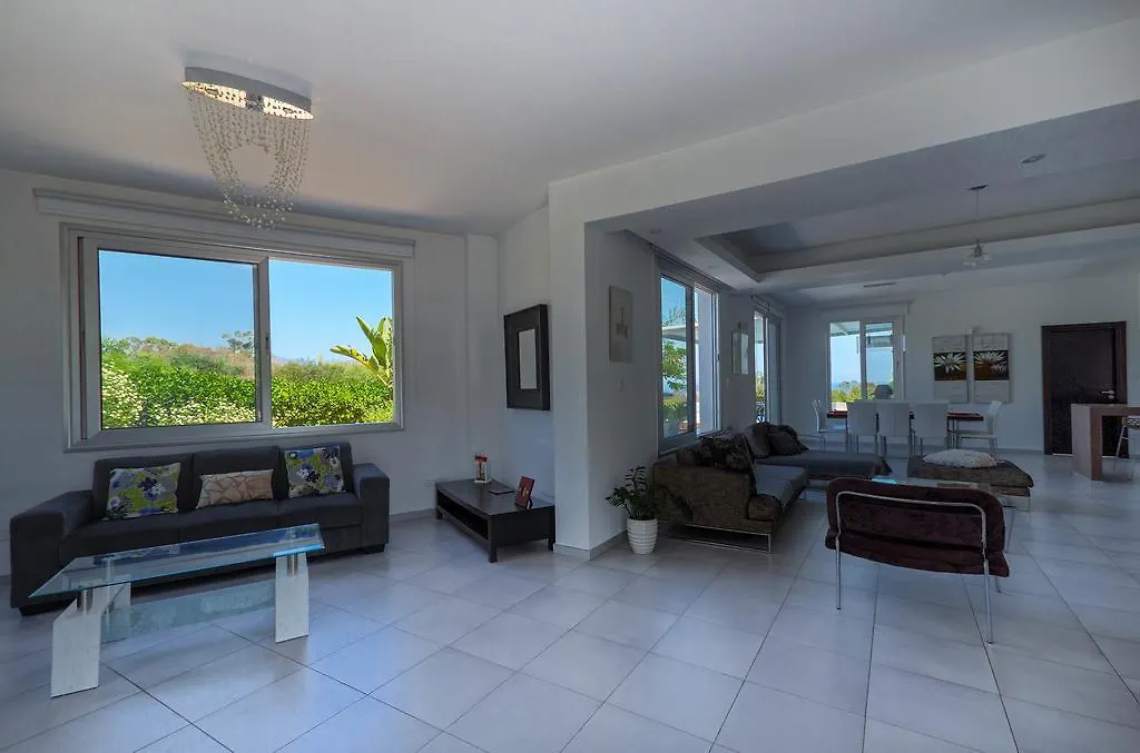 Akefalou Bay Villa Protaras