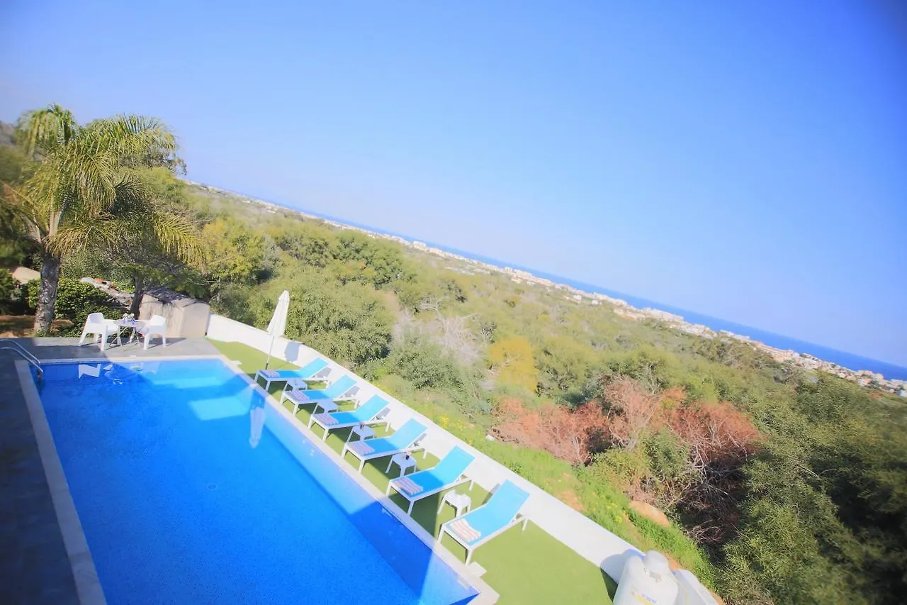 Akefalou Bay Villa Protaras Kıbrıs