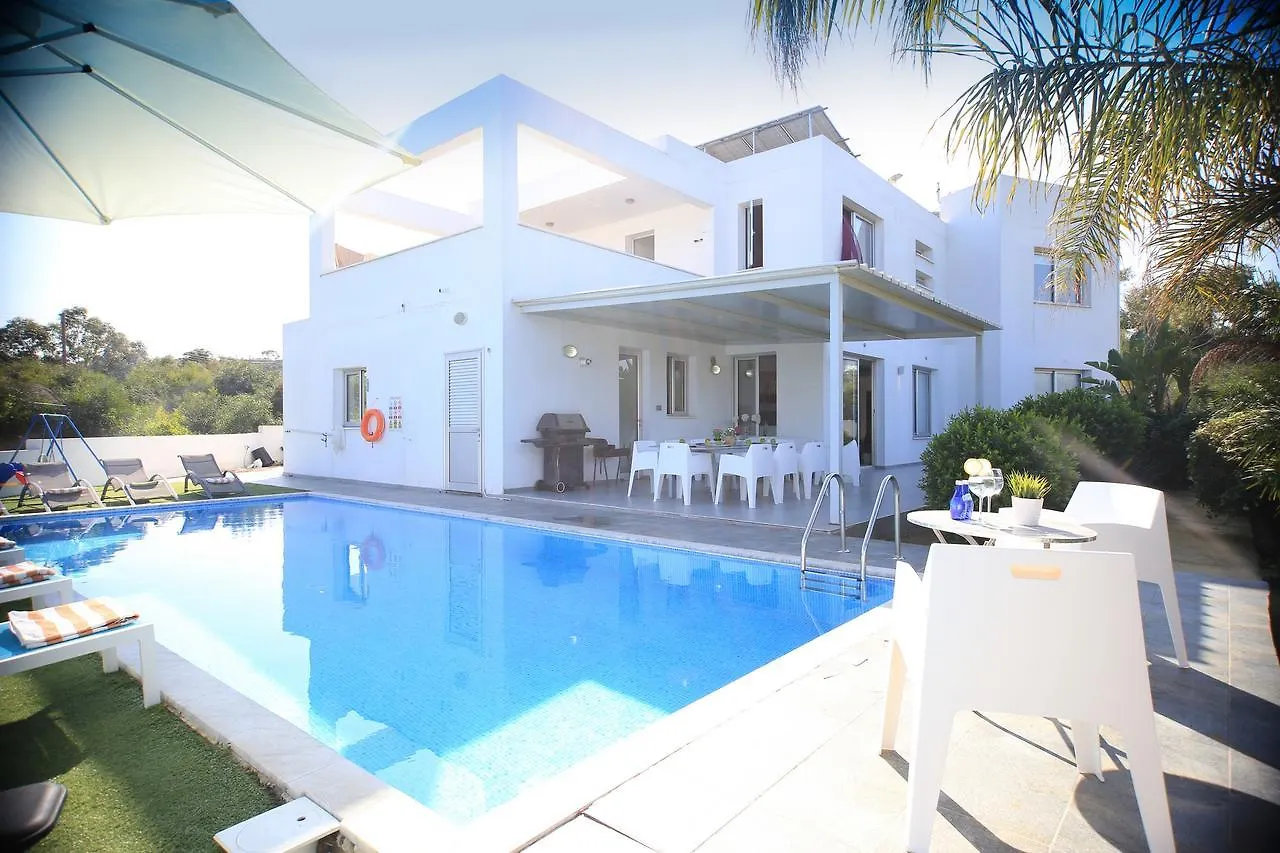 Akefalou Bay Villa Protaras
