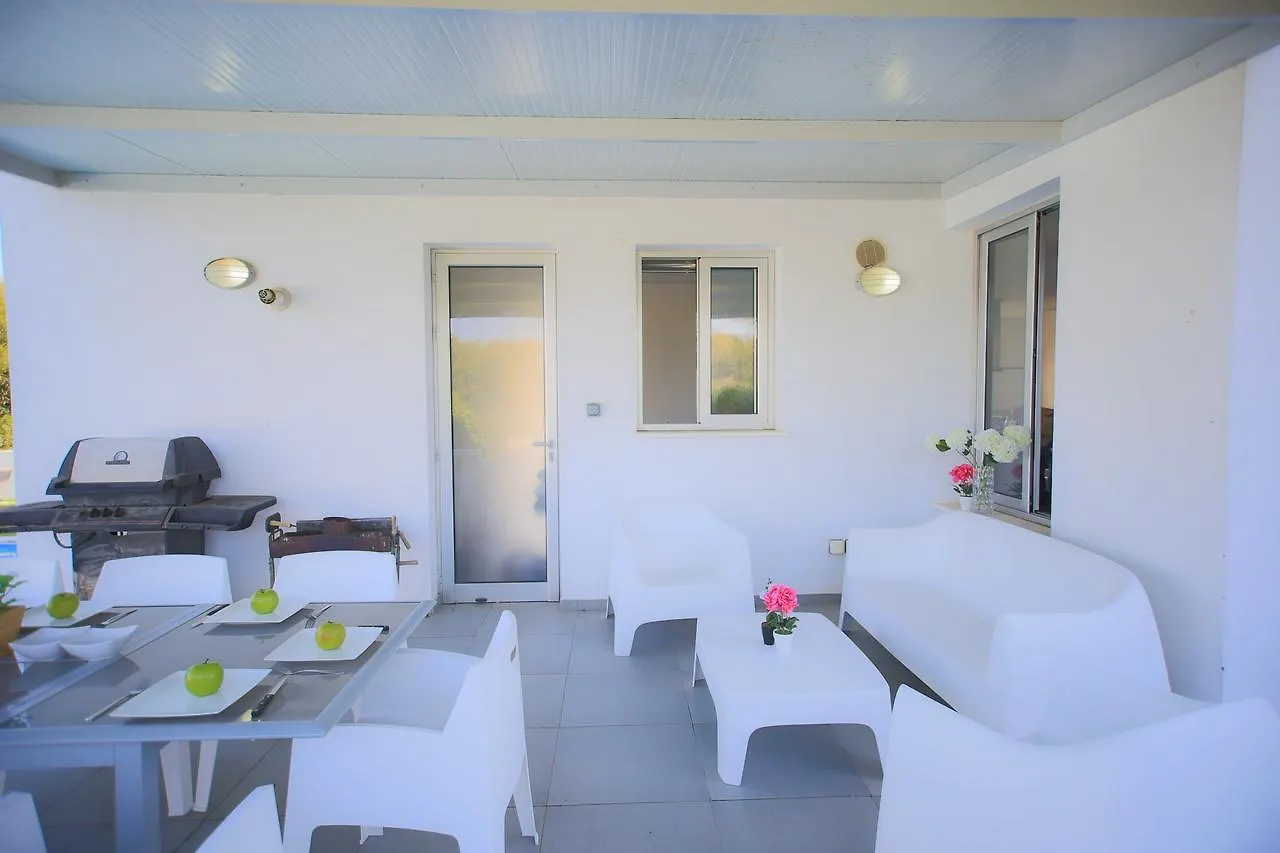 Akefalou Bay Villa Protaras 0*,  Kıbrıs